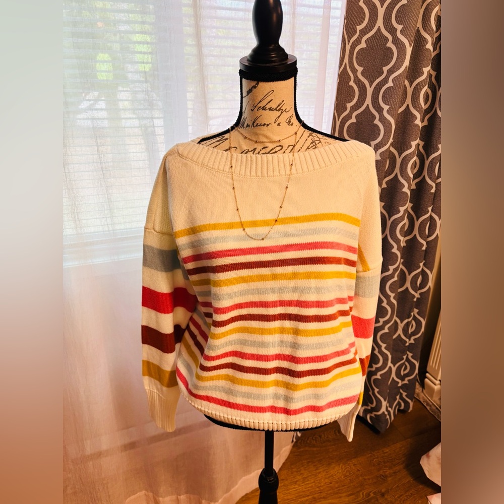 GAP Cream and Yellow Knit Top